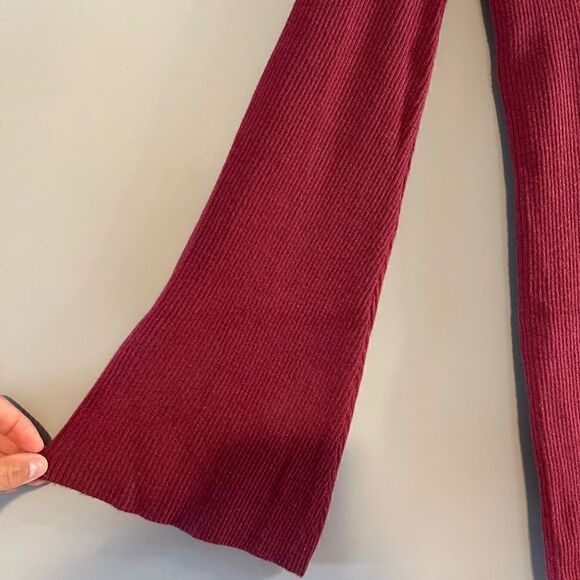 Lulus Jourdaine Berry Red Bell Sleeve Sweater Dress || SZ XS - Picture 7 of 13